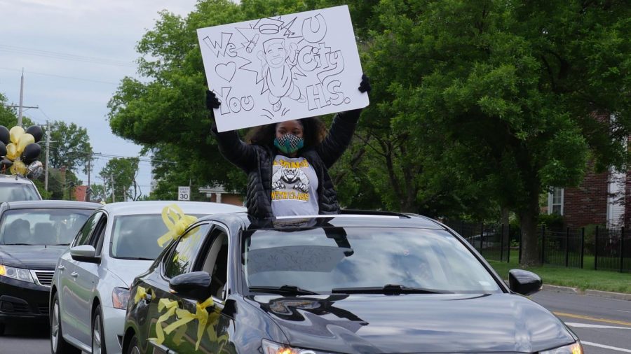 Seniors reunite to be honored at parade