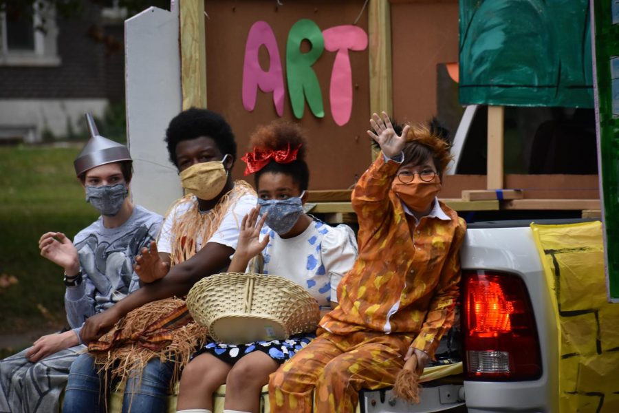 The Art Club, including Ian Immer, Corey Franklin, Tamia Becton and Sadie Malks, dressed as the main characters from “Wizard of Oz.” Each costume worn on the float was hand-painted by Art Club members and was based on a different style of art. “We hand-painted our costumes to match our characters,” said Malks, junior.